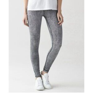 Lululemon Wunder Under Pant III Fall Net White Black Sz 6 EUC